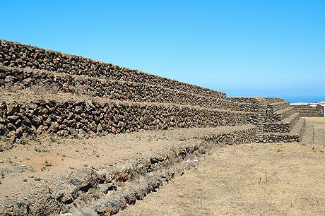 Guanchen schritte piramids von guimar auf teneriffa kanarische inseln foto