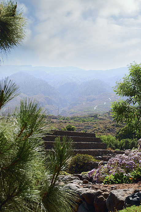 Le piramidi di guimar nelle isole canarie tenerife foto