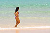 Ragazza In Bikini Sulla Spiaggia Di Tenerife