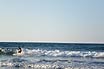 Surfisti Cavalcando Le Onde A Tenerife